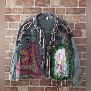 Souk + Sephia Designer Punk Graffiti Style Distressed Medium Wash Denim Jacket-L